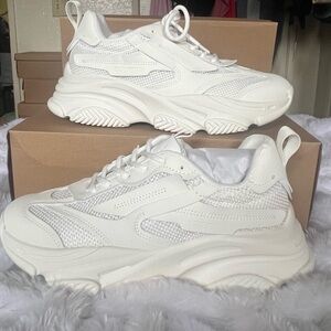 Steve Madden Posses White
